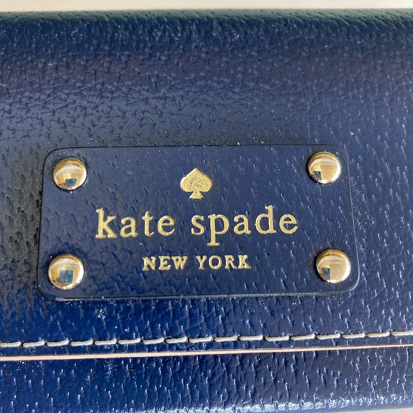 Kate Spade Keychain Wallet - Picture 2 of 10